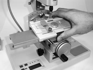 Bild:LessStress Arbeitsplatte aufsetzen
